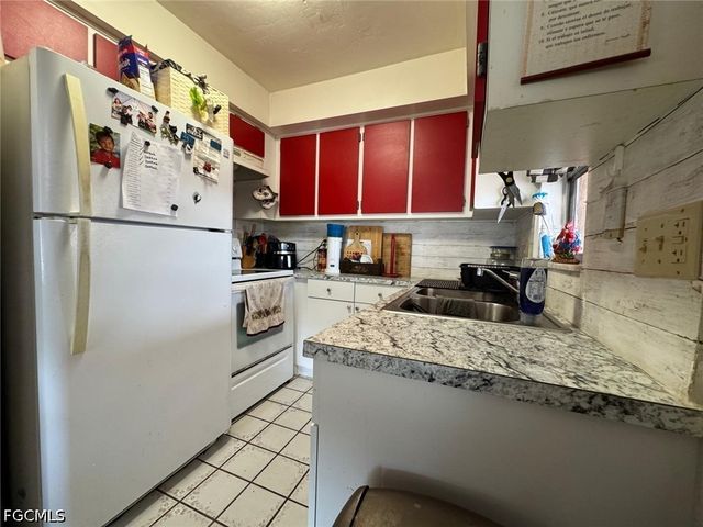 320 Inwood AVE S, Lehigh Acres, FL 33936