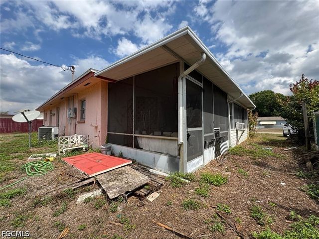 320 Inwood AVE S, Lehigh Acres, FL 33936