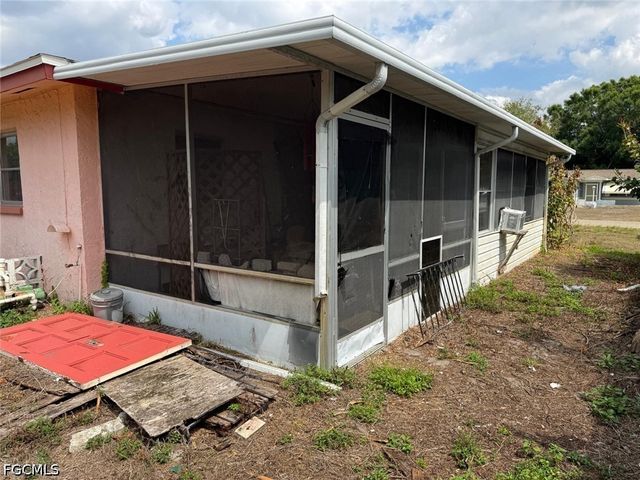 320 Inwood AVE S, Lehigh Acres, FL 33936