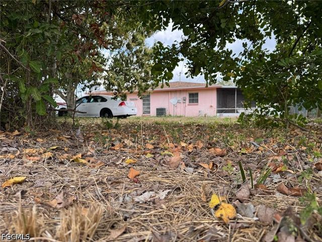 320 Inwood AVE S, Lehigh Acres, FL 33936