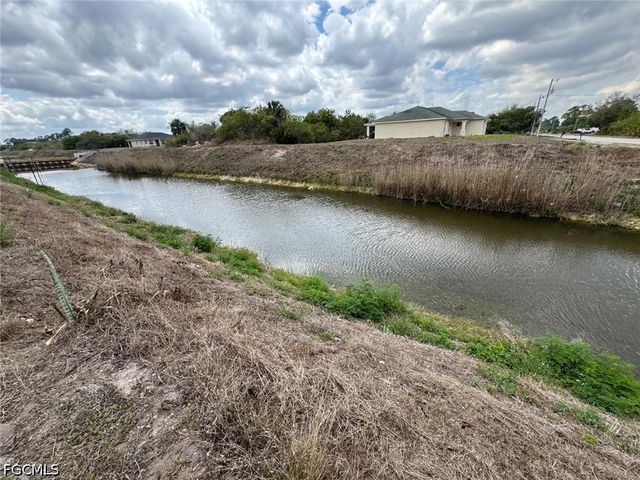 320 Inwood AVE S, Lehigh Acres, FL 33936