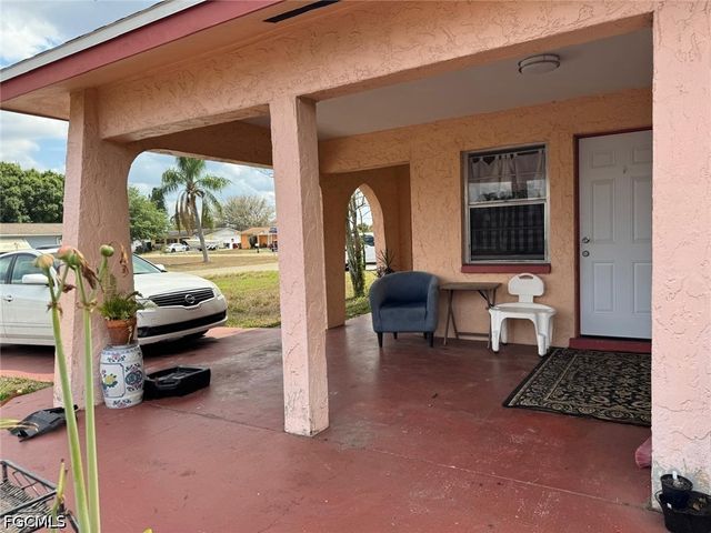 320 Inwood AVE S, Lehigh Acres, FL 33936