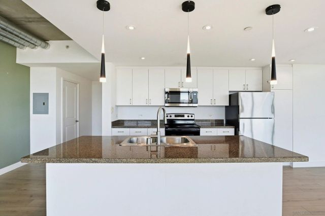 1080 Park Blvd 807, San Diego, CA 92101