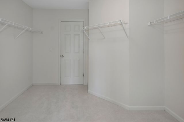 5 Alvamar Ct, Montgomery Twp., NJ 08558