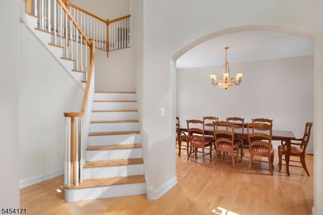 5 Alvamar Ct, Montgomery Twp., NJ 08558