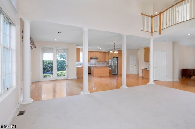 5 Alvamar Ct, Montgomery Twp., NJ 08558
