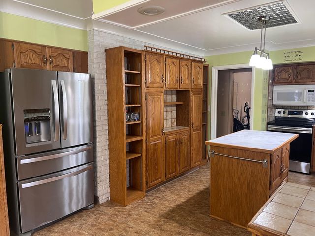 2590 S Morrice Road, Owosso, MI 48867