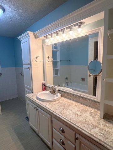 2590 S Morrice Road, Owosso, MI 48867