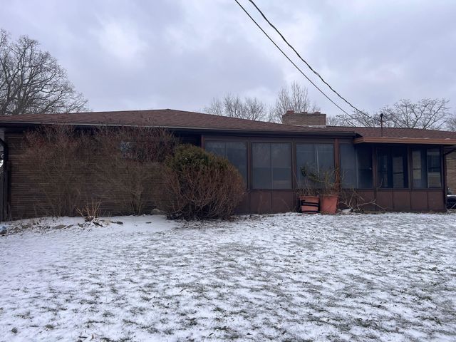 2590 S Morrice Road, Owosso, MI 48867