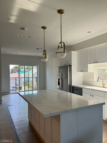 1282 S Leighton Ave., Los Angeles, CA 90037
