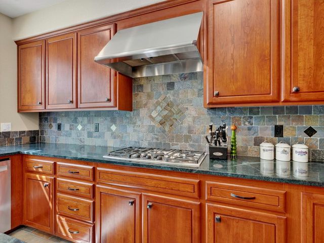 2728 Emerald Bay Dr, Davis, CA 95618