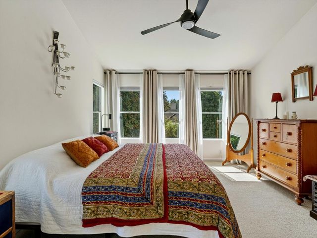 2728 Emerald Bay Dr, Davis, CA 95618