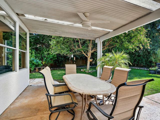 2728 Emerald Bay Dr, Davis, CA 95618