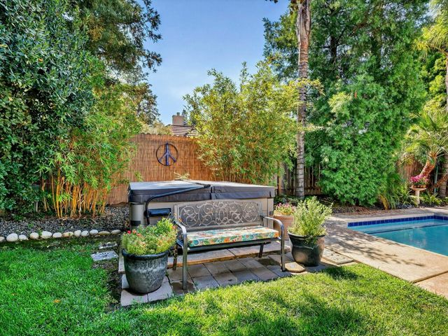 2728 Emerald Bay Dr, Davis, CA 95618