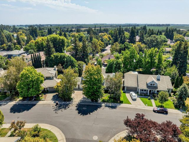 2728 Emerald Bay Dr, Davis, CA 95618