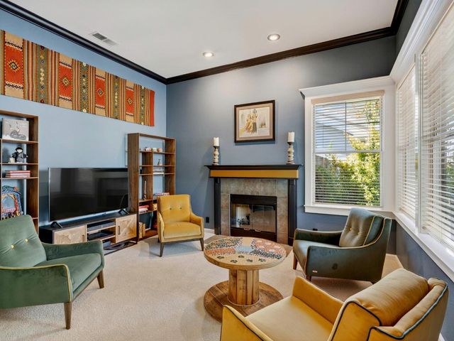 2728 Emerald Bay Dr, Davis, CA 95618