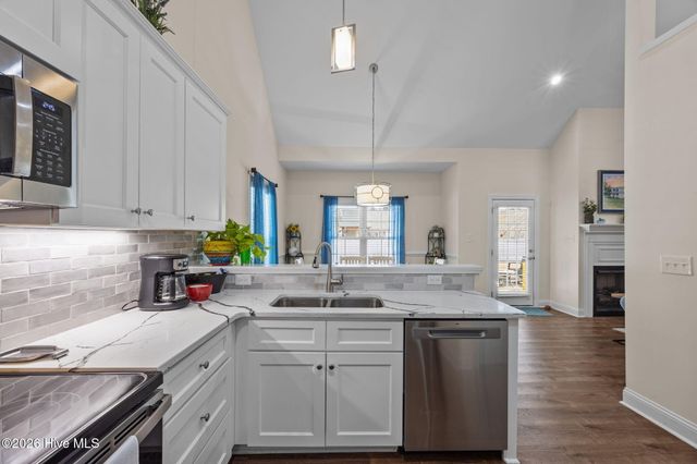 142 Grantham Place, New Bern, NC 28560