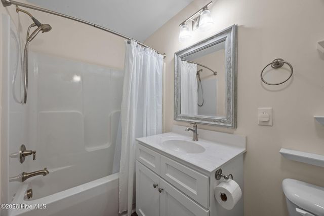 142 Grantham Place, New Bern, NC 28560