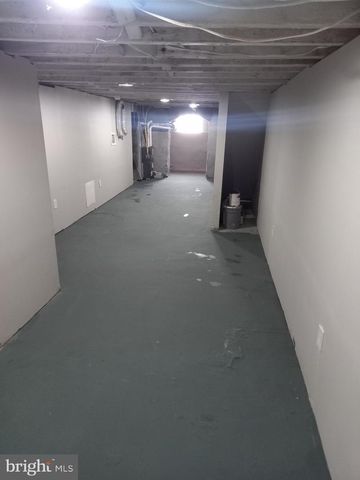 210 N WANAMAKER ST, Philadelphia, PA 19139