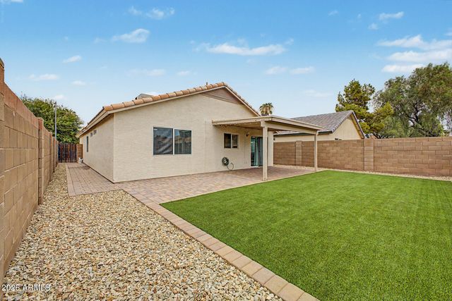 3035 W COVEY Lane, Phoenix, AZ 85027