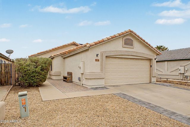 3035 W COVEY Lane, Phoenix, AZ 85027