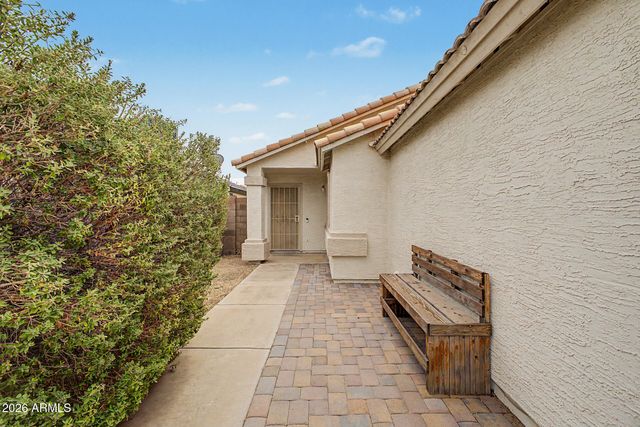 3035 W COVEY Lane, Phoenix, AZ 85027
