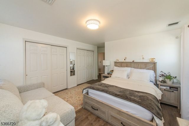 19 Crystal Ln 19, Paterson City, NJ 07501