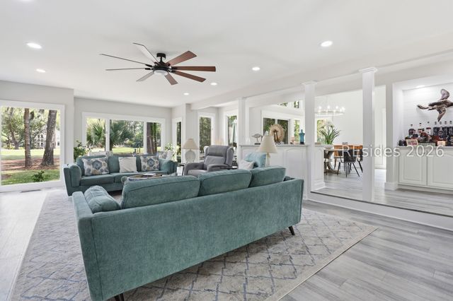 9 Timber Ln, Hilton Head Island, SC 29926