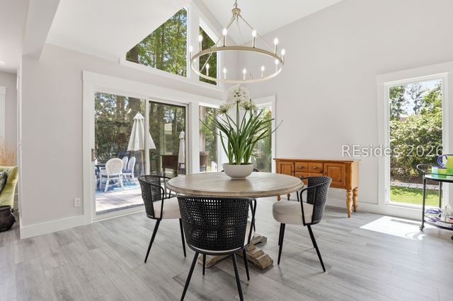 9 Timber Ln, Hilton Head Island, SC 29926