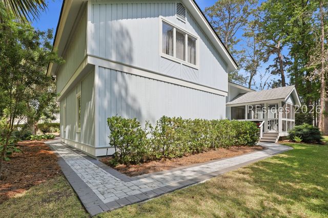 9 Timber Ln, Hilton Head Island, SC 29926