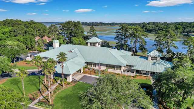 9 Timber Ln, Hilton Head Island, SC 29926