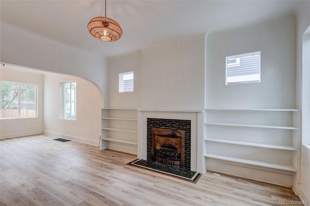 1036 W 9th Avenue, Denver, CO 80204