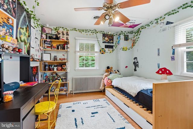 906 GREENLEIGH, Baltimore, MD 21212