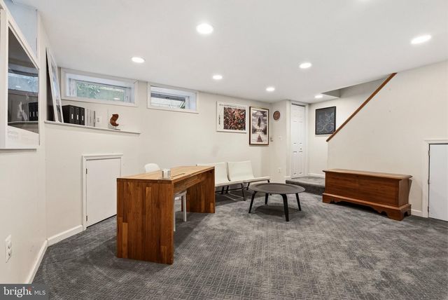 906 GREENLEIGH, Baltimore, MD 21212
