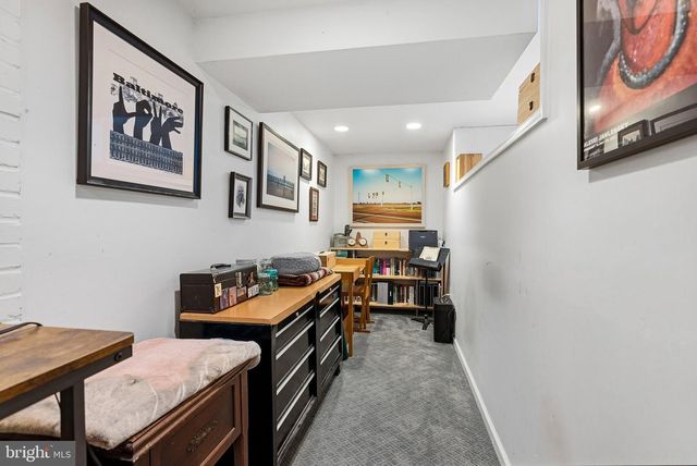 906 GREENLEIGH, Baltimore, MD 21212