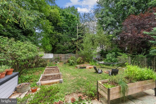 906 GREENLEIGH, Baltimore, MD 21212