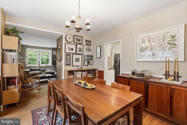 906 GREENLEIGH, Baltimore, MD 21212
