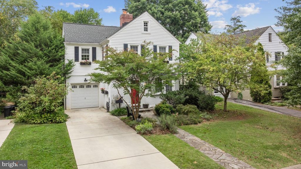 906 GREENLEIGH, Baltimore, MD 21212