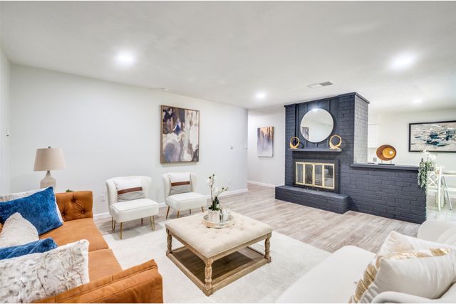 2209 Sheriff Drive, Grand Prairie, TX 75051