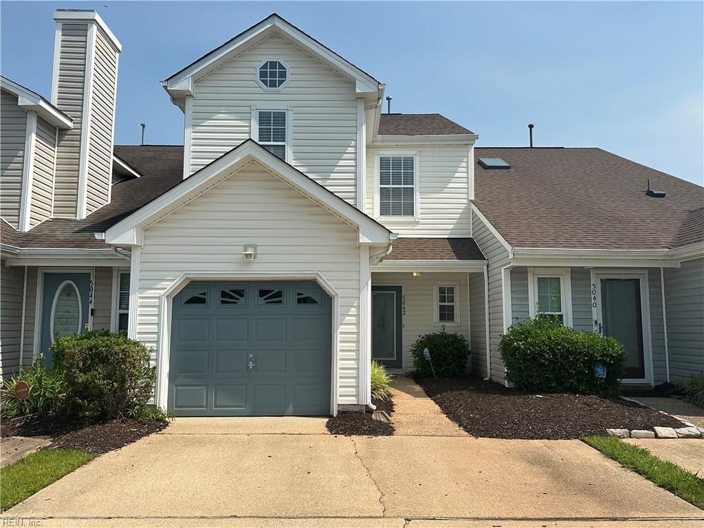 5042 Kemps Lake DR, Virginia Beach, VA 23462