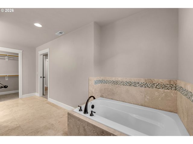 2601 Ne 50TH Cir, Vancouver, WA 98663
