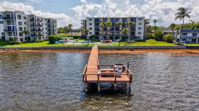 1204 S Lake Drive E 3, Lantana, FL 33462