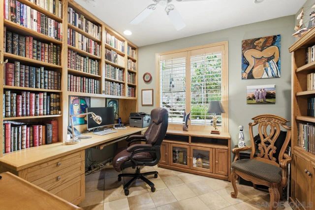 3320 Wild Oak Ln, Escondido, CA 92027
