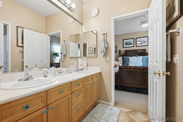 3320 Wild Oak Ln, Escondido, CA 92027