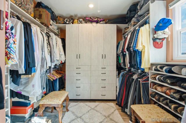 3320 Wild Oak Ln, Escondido, CA 92027