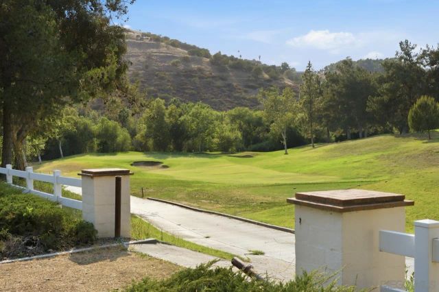 3320 Wild Oak Ln, Escondido, CA 92027