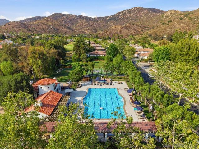 3320 Wild Oak Ln, Escondido, CA 92027