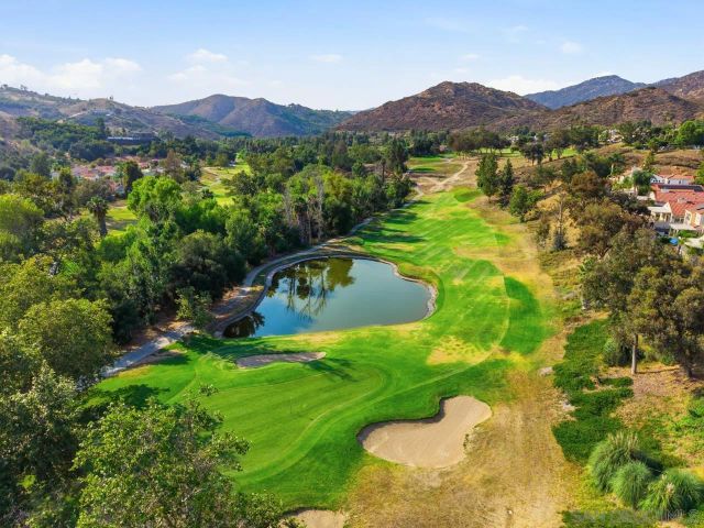 3320 Wild Oak Ln, Escondido, CA 92027