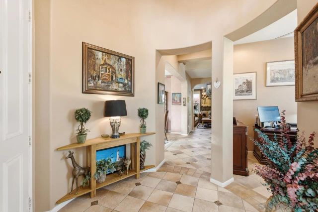 3320 Wild Oak Ln, Escondido, CA 92027