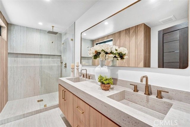 6847 Katherine, Van Nuys (los Angeles), CA 91405